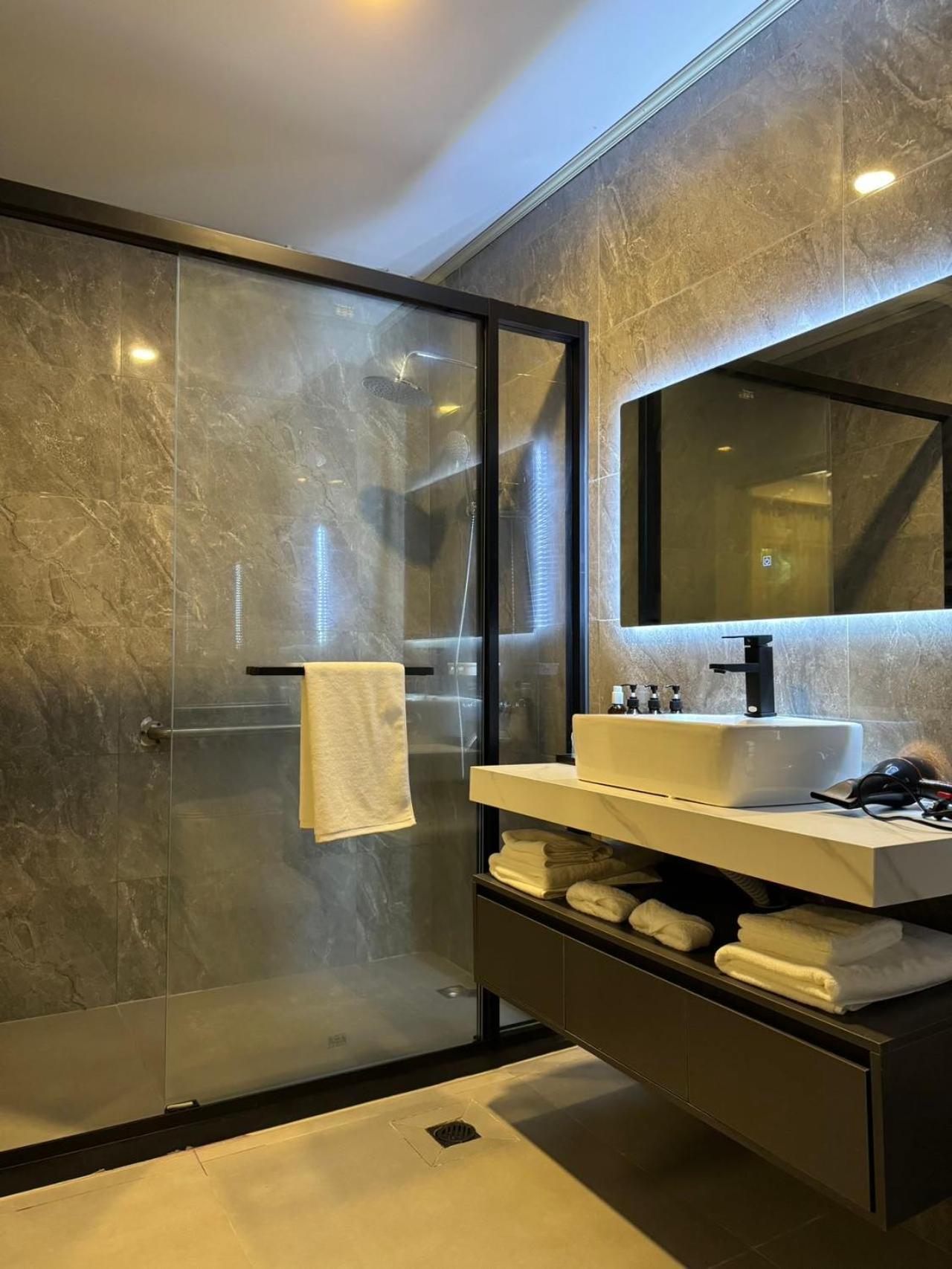 Water Bay Hotel Saipan Garapan Luaran gambar
